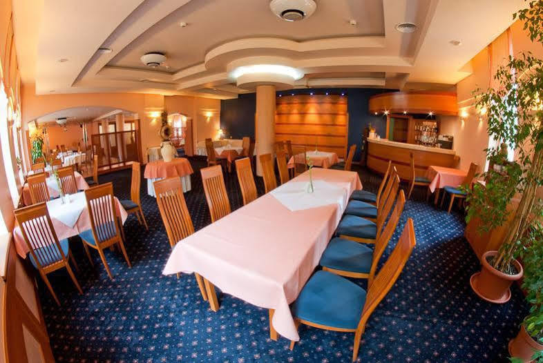 Hotel Naramowice פוזנן מסעדה תמונה
