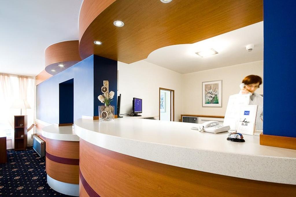 Hotel Naramowice פוזנן מראה חיצוני תמונה